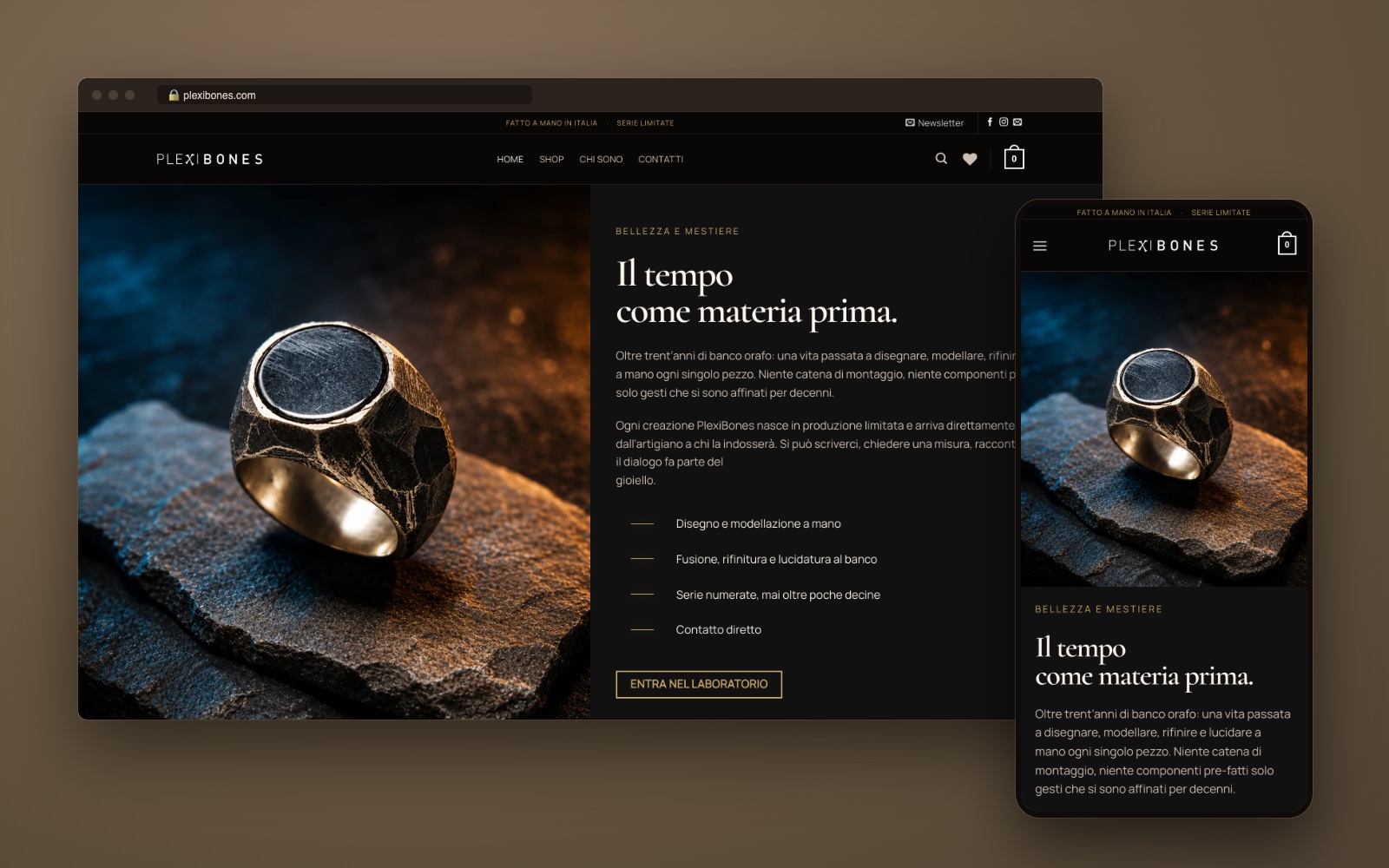 Home page di Plexibones su computer e telefono: anello in argento su pietra e il titolo «Il tempo come materia prima»